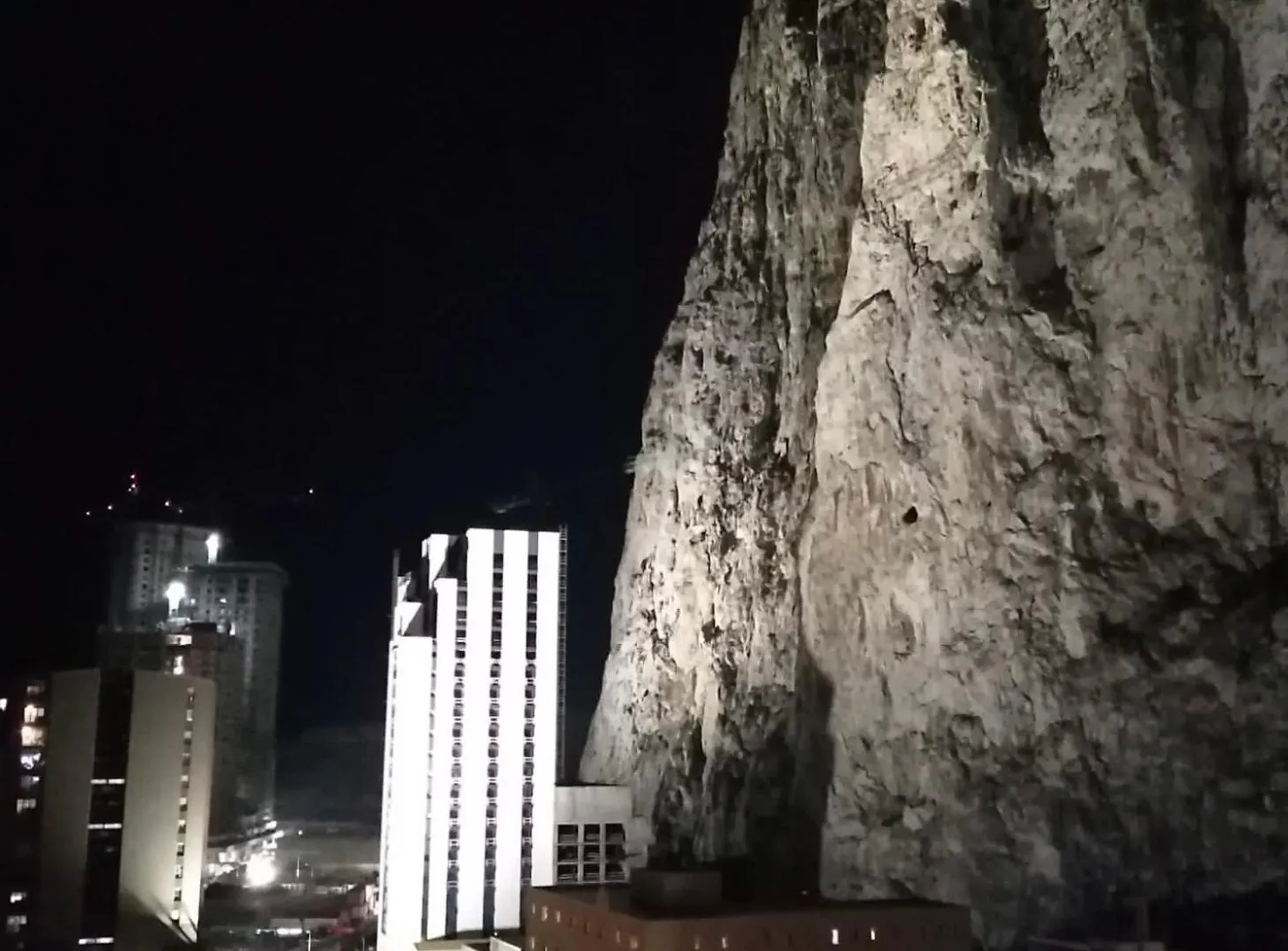 Cp High Floor Luxury Studio Sleeps 3 Gibraltar Gibraltar