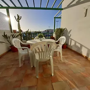 apartamento-arena-playa-blanca-lanzarote.in-canary-islands.com/